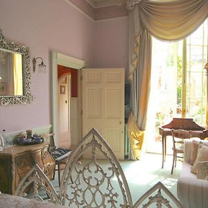 Charlotte Junior Suite